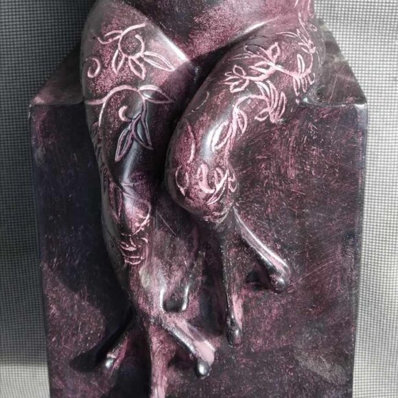 Whimsical Carved Stained Wood Reclining Frog with Carved Vines Sculpture - Picture 6 of 9